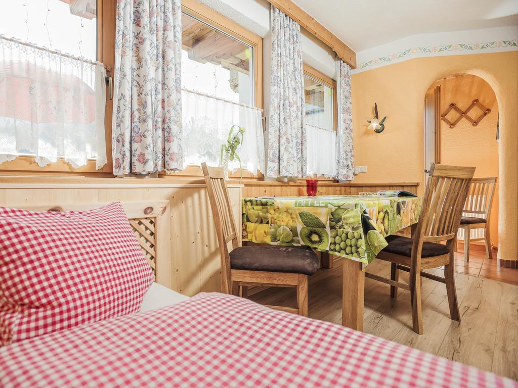 Ferienwohnung Martin Zellberg Zimmer foto